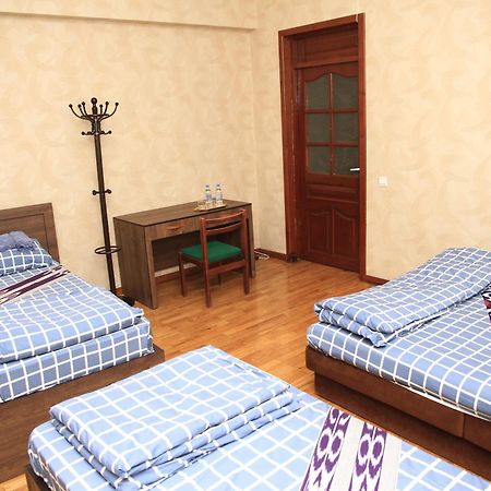 Yellow Hostel Dusanbe Kültér fotó