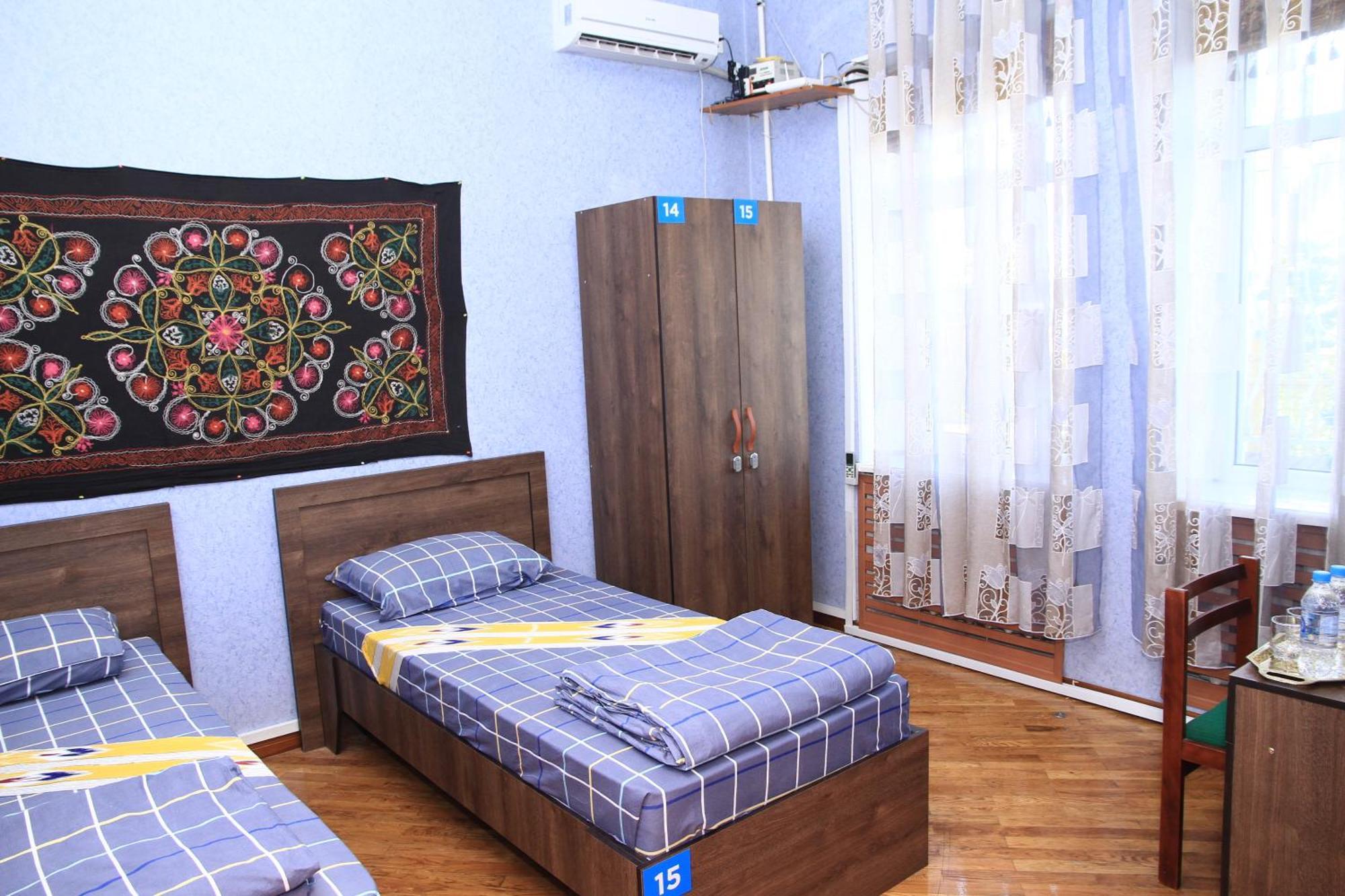 Yellow Hostel Dusanbe Kültér fotó